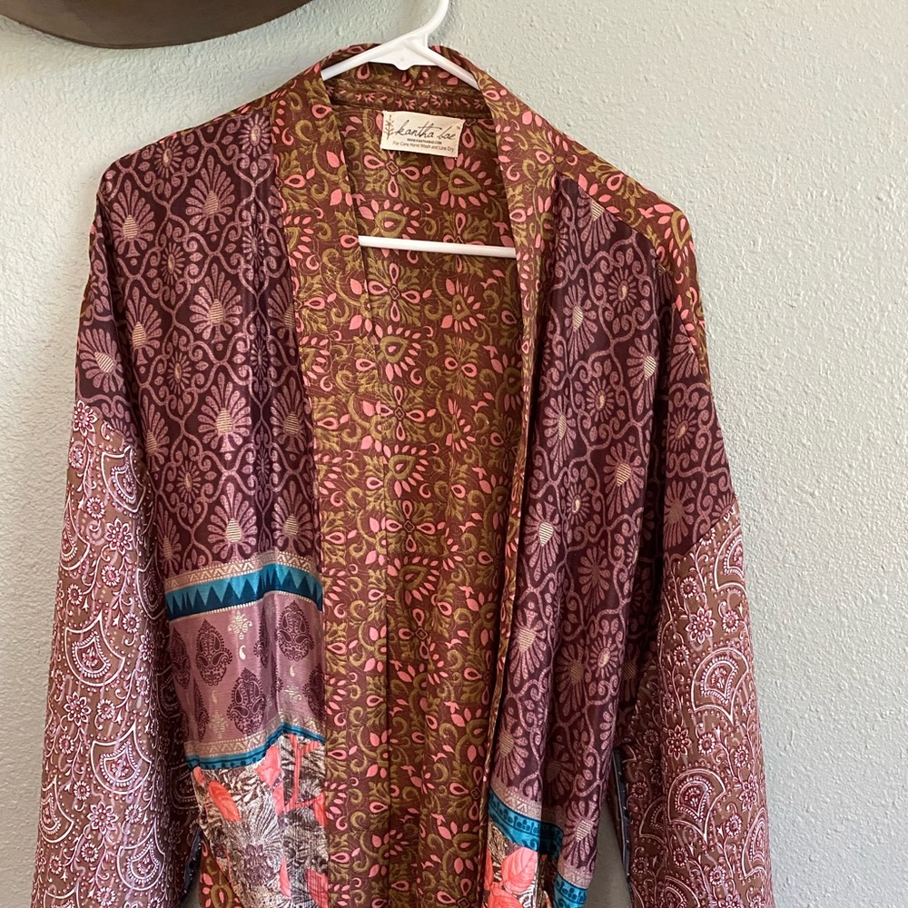 Kantha bae